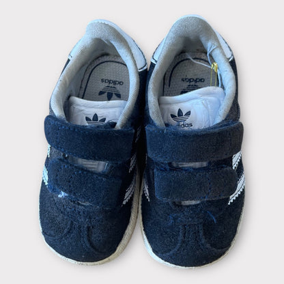 Adidas - Shoes - Size 20 - (Small defects)